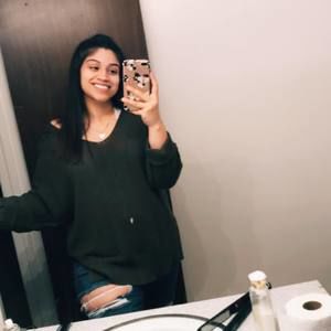 Meet your Posher, Claudia